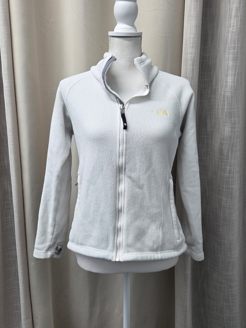 The North Face Women's Full-Zip White Fleece Jacket S TKA200 Gorpcore Cabincore